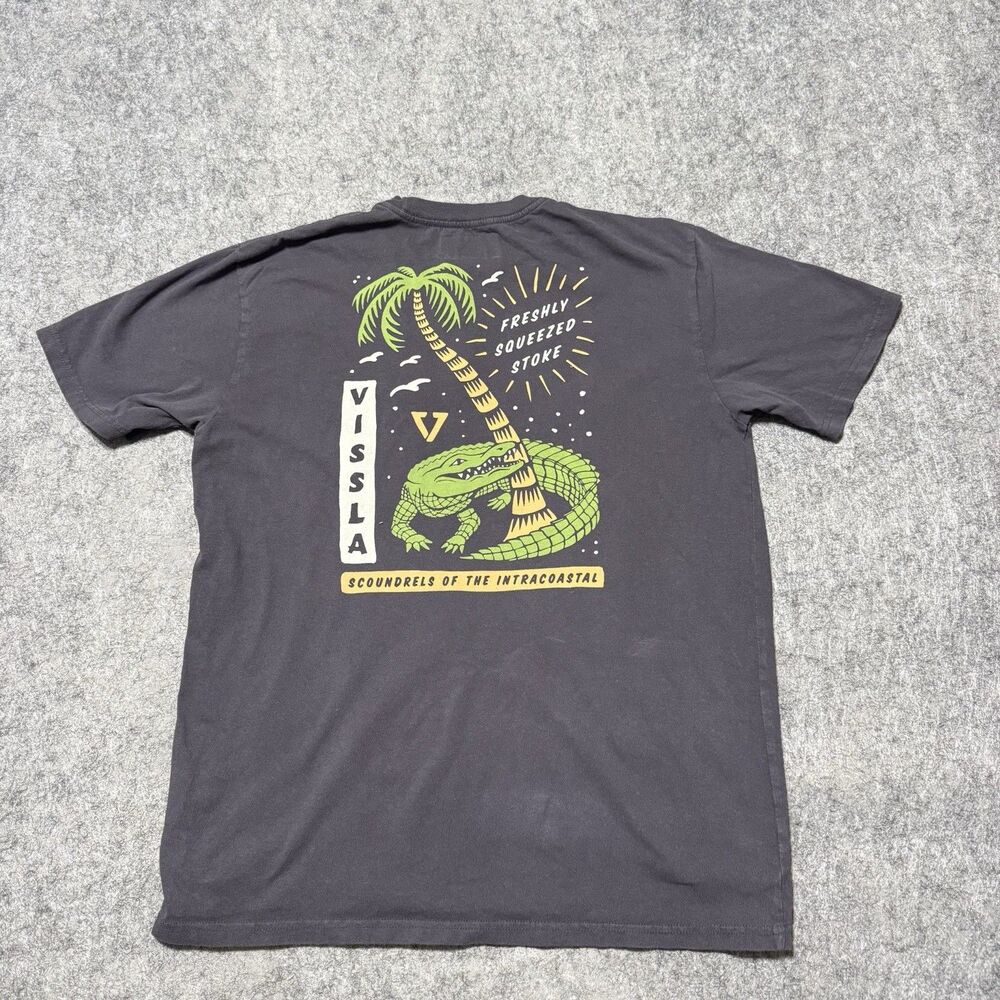 Vissla Scoundrels Of The Intracoastal Graphic Gray Surf Pocket T Shirt Large